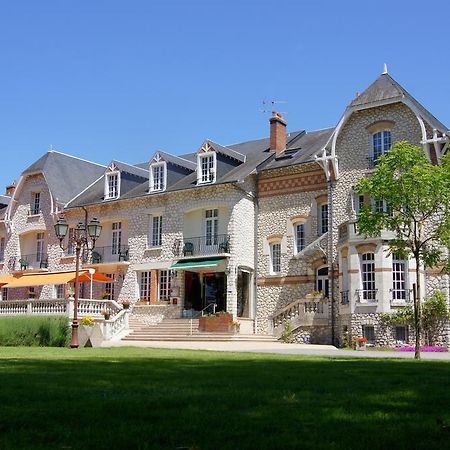 Logis Hotel Restaurant Le Parc Salbris Exterior foto